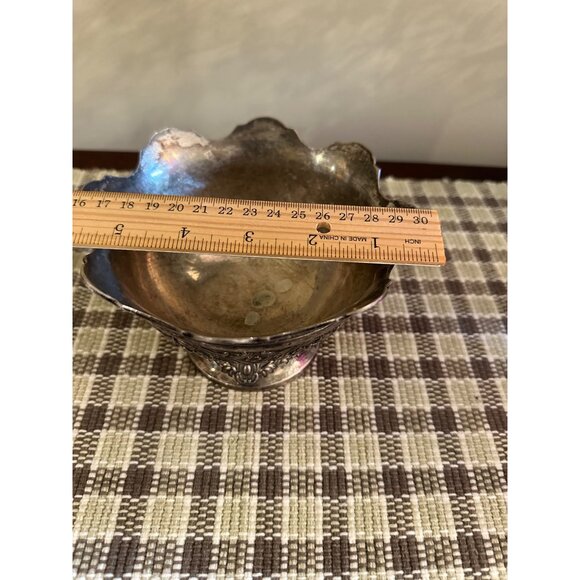 Vintage Repousse Ornate Silverplate Bowl With Floral Detailing - Picture 9 of 9